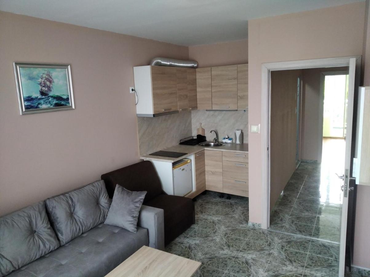 Apartment Georgiev Sozopol Bagian luar foto
